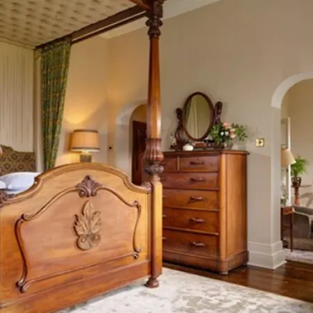 Park Hotell 5*