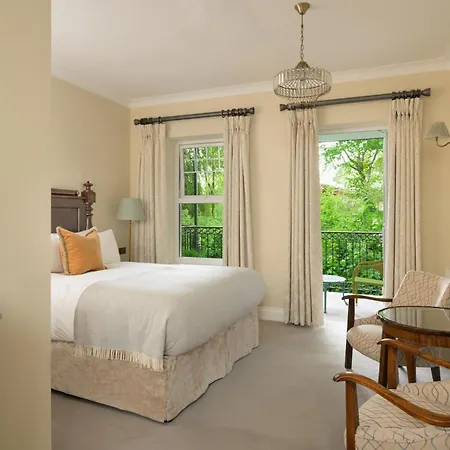 Park Hotell 5*